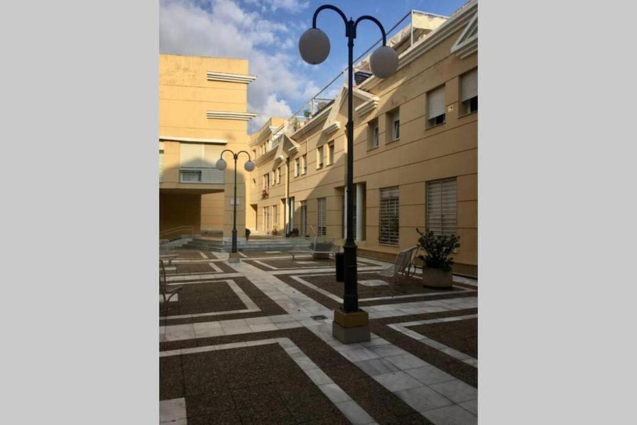 Palacio Caballeros. Parking/Wifi Jerez de la Frontera Exterior foto